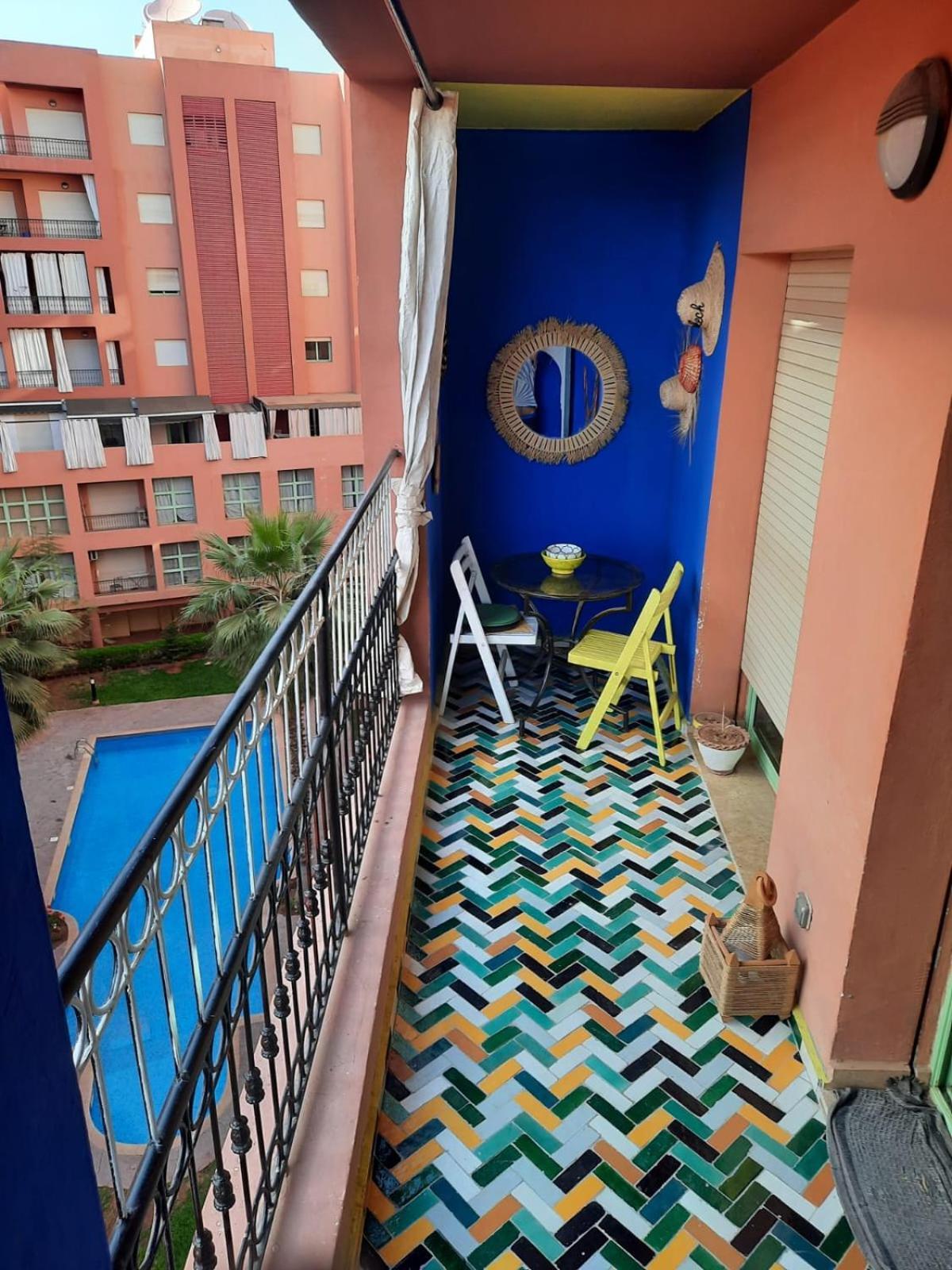 Appartement In Der Beruehmten Ysl Street Seulement A 1 Personne Ou Couple Marie Ou Touristes Etrangers Marrakesh