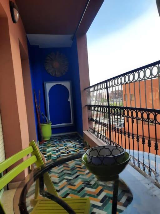 Appartement In Der Beruehmten Ysl Street Seulement A 1 Personne Ou Couple Marie Ou Touristes Etrangers Marrakesh